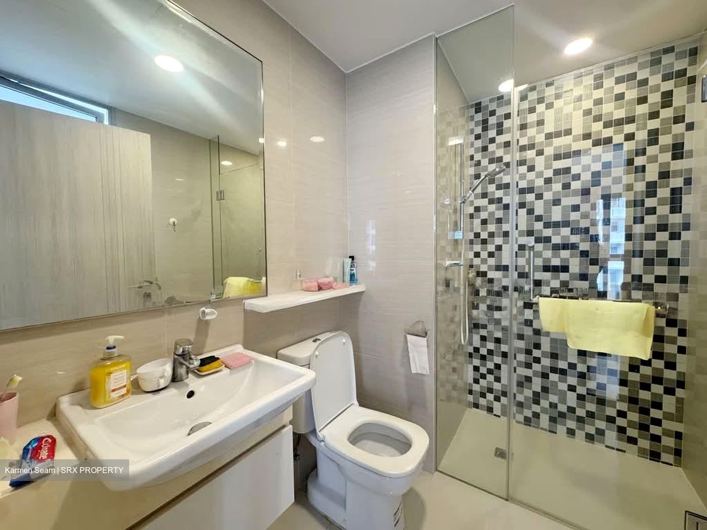Sea Esta (D18), Condominium #571132761
